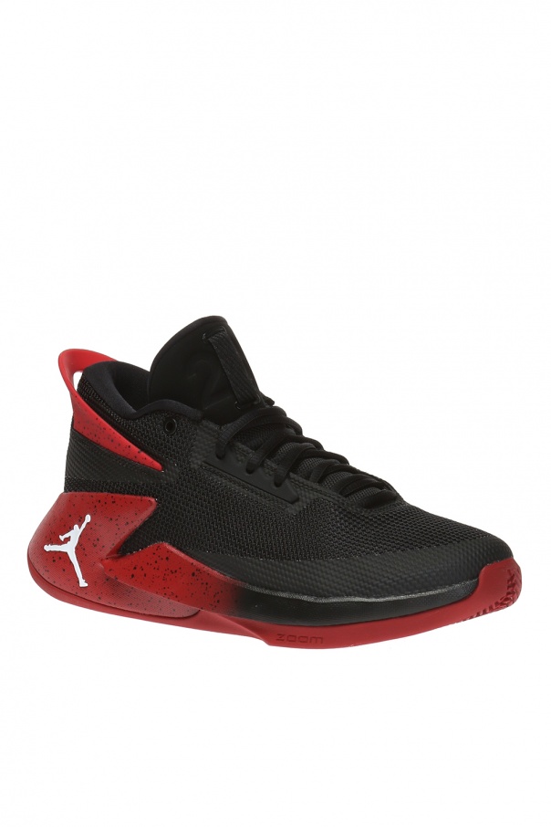 jordan fly lockdown black and red